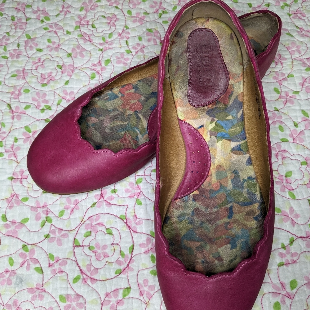 Born ballet flats Size 7